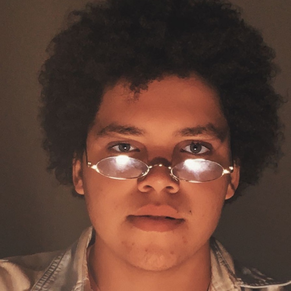 Meet your Posher, Issac